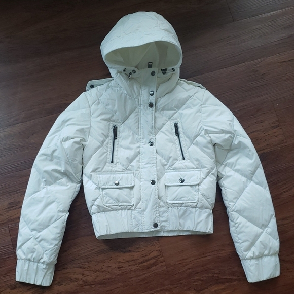 Burberry White Cropped Down Puffer Jacket Size XS - Picture 7 of 11